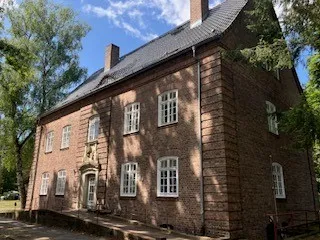 Wohnen in Frohnau: Invalidensiedlung 27, EG, rechts — photo 1